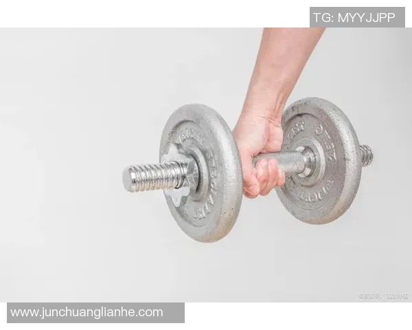 哑铃训练究竟属于有氧运动还是无氧运动的深入分析与探讨